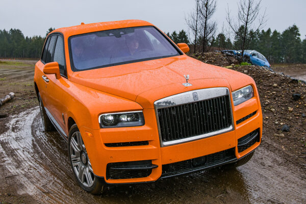 2022 Rolls-Royce Cullinan at Mudfest 2022